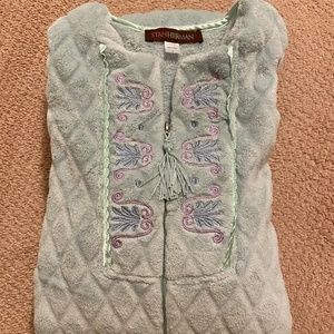 Never Worn, Pastel Green Plush Robe; Zip Front; Small; Full-Length; NWOT